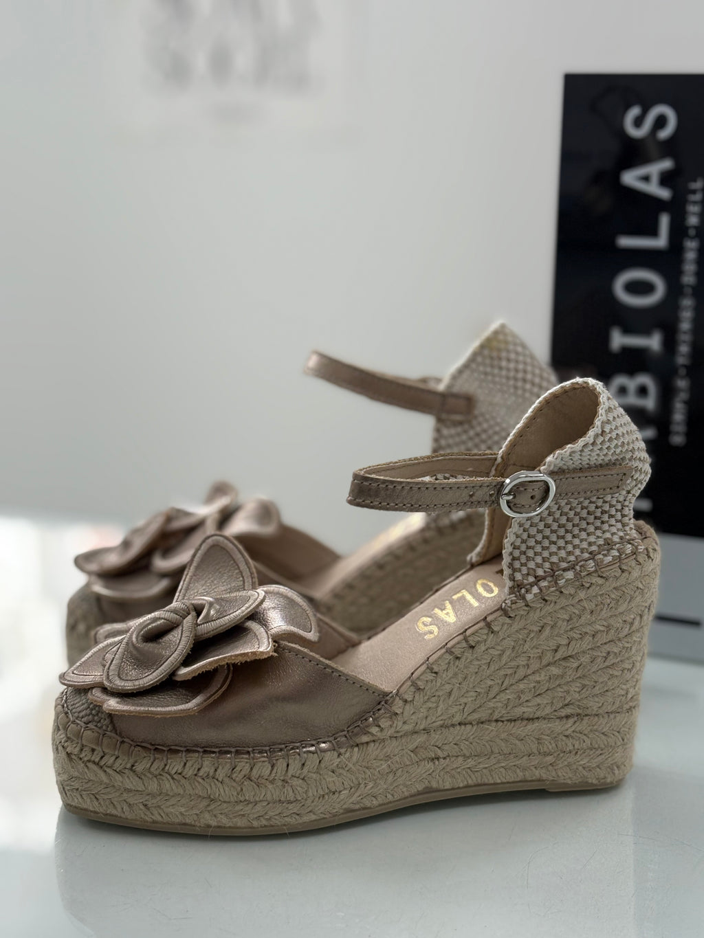 Fabiolas Celia - Bronce -