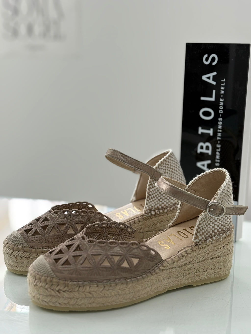 Fabiolas Magda - Plomo -